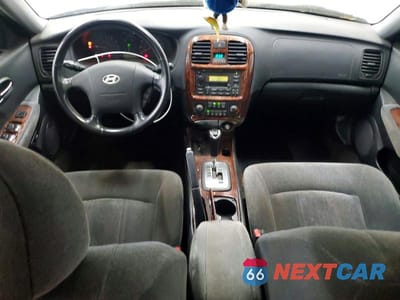 Zdjęcie 8 z 12 samochodu: 2004 HYUNDAI SONATA GLS VIN:KMHWF35H44A056902 - miniatura