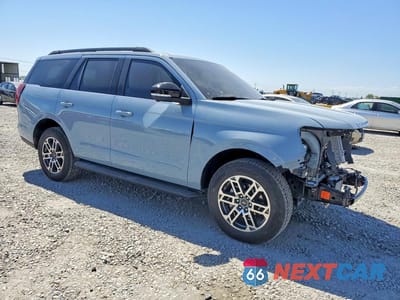 Czwarte zdjęcie samochodu z boku: 2025 FORD EXPEDITION ACTIVE VIN:1FMJU1J89SEA75042 - miniatura
