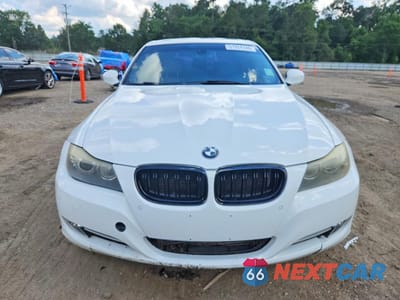 Piąte zdjęcie samochodu w środku: 2011 BMW 335 I VIN:WBAPM5C51BE435166 - miniatura