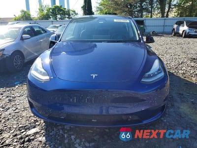 Piąte zdjęcie samochodu w środku: 2022 TESLA Y VIN:7SAYGDEE6NA020580 - miniatura