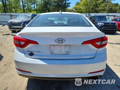 Zdjęcie 6 z 12 samochodu: 2016 HYUNDAI SONATA SE VIN:5NPE24AF7GH272178 - miniatura