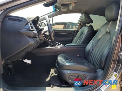 Zdjęcie 7 z 12 samochodu: 2018 TOYOTA CAMRY SE VIN:4T1B11HK8JU114612 - miniatura