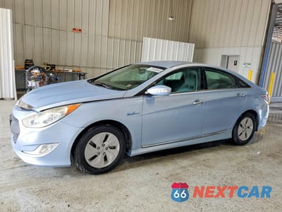 2015 HYUNDAI SONATA HYBRID BASE KMHEC4A43FA134912 - główne zdjęcie licytacji z USA - miniatura