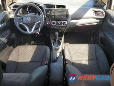 Zdjęcie 8 z 12 samochodu: 2018 HONDA FIT EX VIN:3HGGK5H82JM714566 - miniatura