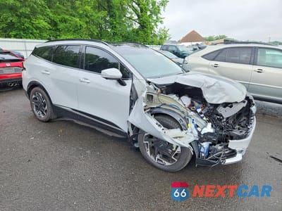 Czwarte zdjęcie samochodu z boku: 2025 KIA SPORTAGE SX PRESTIGE VIN:5XYK53DF5SG290436 - miniatura