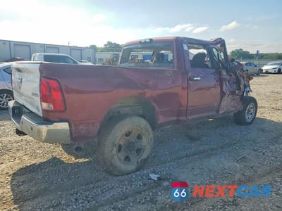 Trzecie zdjęcie samochodu z tyłu: 2018 RAM 2500 SLT VIN:3C6UR5DL0JG343744 - miniatura
