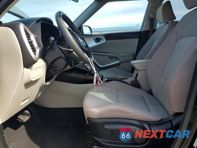 Zdjęcie 7 z 13 samochodu: 2021 KIA SOUL LX VIN:KNDJ23AU3M7145211 - miniatura