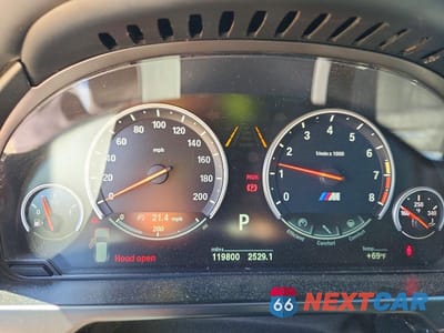 Zdjęcie 9 z 13 samochodu: 2018 BMW X5 M VIN:5YMKT6C53J0X21271 - miniatura