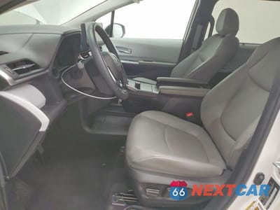 Zdjęcie 7 z 13 samochodu: 2025 TOYOTA SIENNA XLE 8-PASSENGER VIN:5TDYRKEC1SS262276 - miniatura