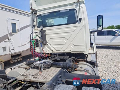 Zdjęcie 6 z 10 samochodu: 2025 INTERNATIONAL LT62F SEMI TRUCK VIN:3HSDZTZR9SN123307 - miniatura