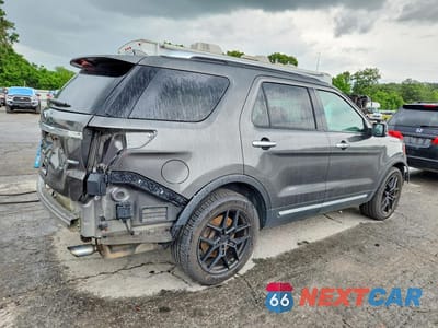Trzecie zdjęcie samochodu z tyłu: 2017 FORD EXPLORER LIMITED VIN:1FM5K8FHXHGB52748 - miniatura