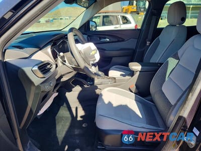 Zdjęcie 7 z 13 samochodu: 2021 CHEVROLET TRAILBLAZER LS VIN:KL79MNSL6MB153960 - miniatura