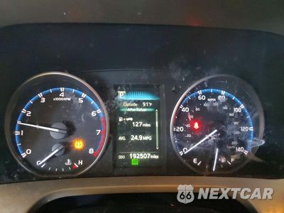 Zdjęcie 9 z 12 samochodu: 2017 TOYOTA RAV4 XLE VIN:2T3RFREV7HW604232 - miniatura