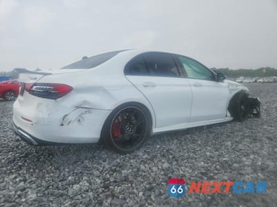 Trzecie zdjęcie samochodu z tyłu: 2021 MERCEDES-BENZ E 63 AMG-S 4MATIC VIN:W1KZF8KB8MA885332 - miniatura
