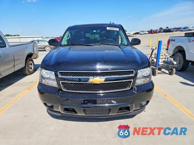 Piąte zdjęcie samochodu w środku: 2014 CHEVROLET SUBURBAN K1500 LT VIN:1GNSKJE70ER103363 - miniatura
