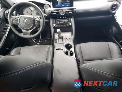 Zdjęcie 8 z 12 samochodu: 2025 LEXUS IS 350 F SPORT DESIGN VIN:JTHBZ1B23S5091238 - miniatura