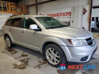 Czwarte zdjęcie samochodu z boku: 2014 DODGE JOURNEY LIMITED VIN:3C4PDCDG8ET151819 - miniatura