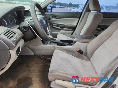 Zdjęcie 7 z 12 samochodu: 2010 HONDA ACCORD LX VIN:1HGCP2F35AA065834 - miniatura