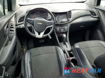Zdjęcie 8 z 13 samochodu: 2020 CHEVROLET TRAX 1LT VIN:3GNCJLSB5LL234451 - miniatura