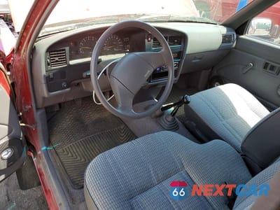 Zdjęcie 8 z 12 samochodu: 1990 TOYOTA PICKUP DELUXE VIN:JT4VN13D2L5025274 - miniatura
