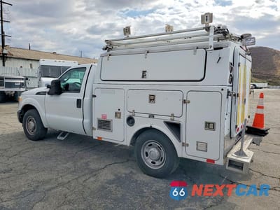 Drugie zdjęcie samochodu z przodu: 2013 FORD F350 SUPER DUTY VIN:1FDRF3A66DEB92605 - miniatura