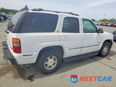 Trzecie zdjęcie samochodu z tyłu: 2000 GMC YUKON VIN:1GKEK13TXYJ177113 - miniatura