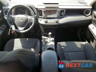 Zdjęcie 8 z 13 samochodu: 2017 TOYOTA RAV4 XLE VIN:2T3WFREV7HW360858 - miniatura