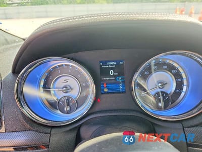 Zdjęcie 9 z 12 samochodu: 2014 CHRYSLER 300 S VIN:2C3CCAGG5EH273729 - miniatura