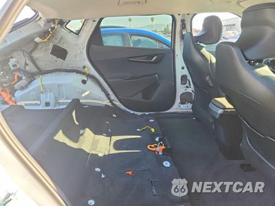 Zdjęcie 10 z 12 samochodu: 2025 KIA EV6 WIND VIN:5XYC34JA1SG009760 - miniatura