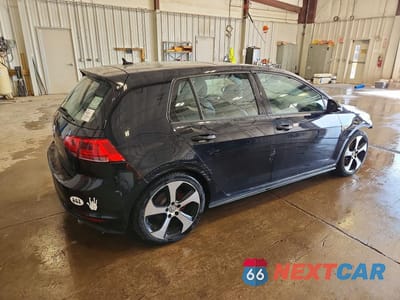 Trzecie zdjęcie samochodu z tyłu: 2015 VOLKSWAGEN GTI VIN:3VW5T7AU6FM000482 - miniatura