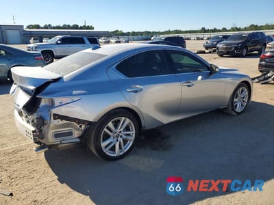 Trzecie zdjęcie samochodu z tyłu: 2024 LEXUS IS 300 BASE VIN:JTHCA1D22R5129917 - miniatura
