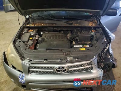 Zdjęcie 12 z 13 samochodu: 2006 TOYOTA RAV4 BASE VIN:JTMZK33V966000465 - miniatura