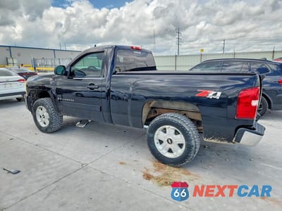 Drugie zdjęcie samochodu z przodu: 2007 CHEVROLET SILVERADO K1500 VIN:1GCEK14087Z532277 - miniatura