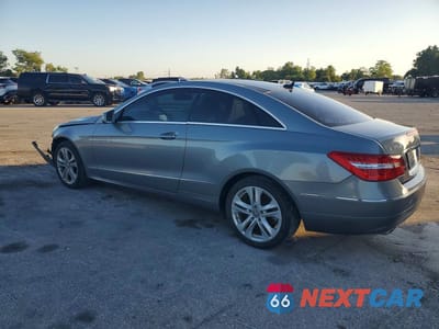 Drugie zdjęcie samochodu z przodu: 2010 MERCEDES-BENZ E 350 VIN:WDDKJ5GB2AF051207 - miniatura
