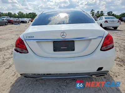 Zdjęcie 6 z 12 samochodu: 2016 MERCEDES-BENZ C 300 VIN:55SWF4JB2GU154185 - miniatura