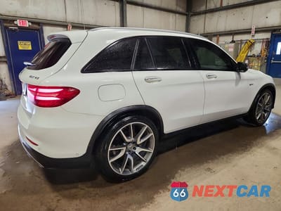 Trzecie zdjęcie samochodu z tyłu: 2019 MERCEDES-BENZ GLC 43 4MATIC AMG VIN:WDC0G6EB5KF590361 - miniatura