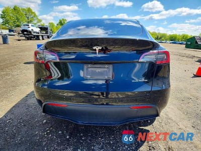 Zdjęcie 6 z 12 samochodu: 2023 TESLA MODEL Y VIN:7SAYGDEE2PA170737 - miniatura