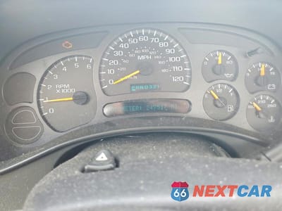 Zdjęcie 9 z 12 samochodu: 2004 GMC NEW SIERRA C1500 VIN:1GTEC14V14Z161726 - miniatura