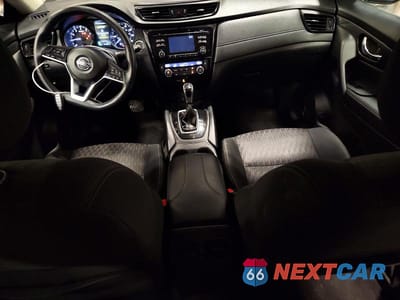 Zdjęcie 8 z 13 samochodu: 2017 NISSAN ROGUE SV VIN:KNMAT2MVXHP534090 - miniatura