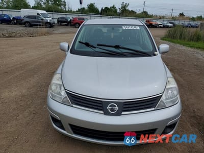 Piąte zdjęcie samochodu w środku: 2009 NISSAN VERSA 1.8 S VIN:3N1BC11E49L398087 - miniatura