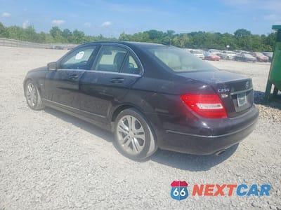 Drugie zdjęcie samochodu z przodu: 2012 MERCEDES-BENZ C 250 VIN:WDDGF4HB8CR236542 - miniatura