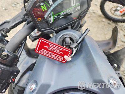 Zdjęcie 8 z 9 samochodu: 2025 KAWASAKI ER650 P VIN:ML5EREP13SDAD6812 - miniatura