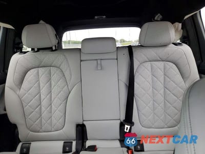 Zdjęcie 10 z 13 samochodu: 2025 BMW X7 XDRIVE40I VIN:5UX23EM09S9W78234 - miniatura