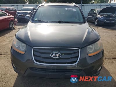 Piąte zdjęcie samochodu w środku: 2010 HYUNDAI SANTA FE SE VIN:5NMSH4AG0AH355014 - miniatura