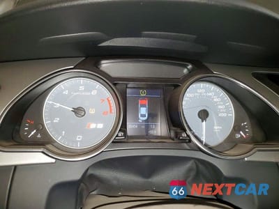 Zdjęcie 9 z 12 samochodu: 2010 AUDI S5 PREMIUM PLUS VIN:WAUGVAFR9AA024236 - miniatura