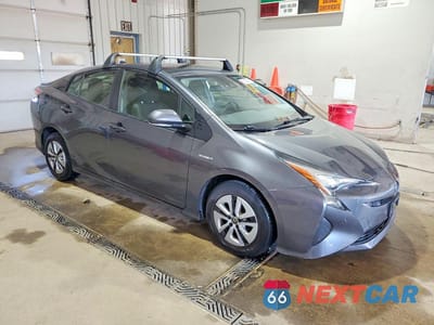 Czwarte zdjęcie samochodu z boku: 2017 TOYOTA PRIUS TWO VIN:JTDKBRFU5H3041848 - miniatura