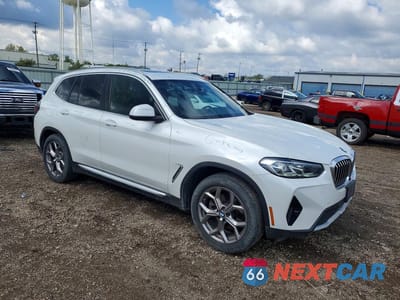 Czwarte zdjęcie samochodu z boku: 2022 BMW X3 XDRIVE30I VIN:5UX53DP04N9J20928 - miniatura