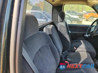 Zdjęcie 10 z 12 samochodu: 2002 CHEV SILVERADO 1500 VIN:1GCEC14V42Z211239 - miniatura