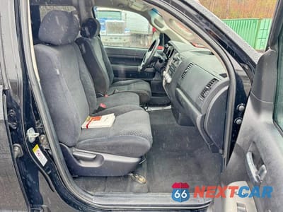 Piąte zdjęcie samochodu w środku: 2010 TOYOTA TUNDRA DOUBLE CAB SR5 VIN:5TFUY5F13AX122884 - miniatura
