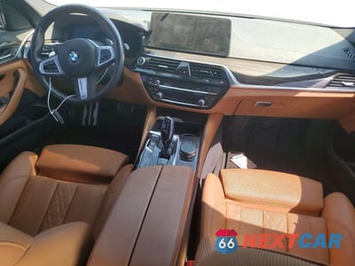 Zdjęcie 8 z 12 samochodu: 2022 BMW 540 XI VIN:WBA73BJ07NWX79253 - miniatura